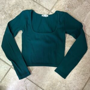 Zara Ribbed Cropped teal green long sleeve scoop neck. Size XS/S.